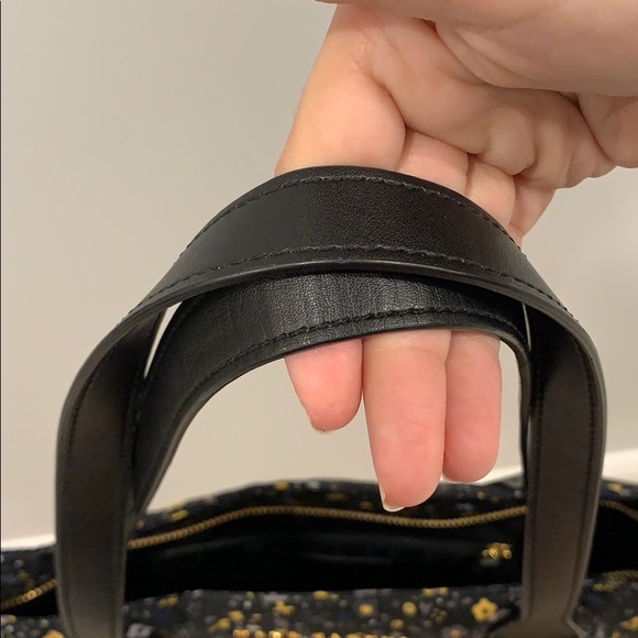 COPY - Marc Jacobs tote - Picture 6 of 6